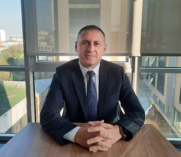 Hazine Banka ve Fon Yöneticisi - Bahattin Aydaş